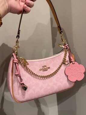 ‼️NWT！COACH TERI SHOULDER BAG IN SIGNATURE CANVAS（CEA20）powder pink